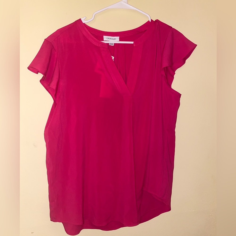 Calvin Klein Pink Split V-Neck Ruffled Short Sleeve Blouse